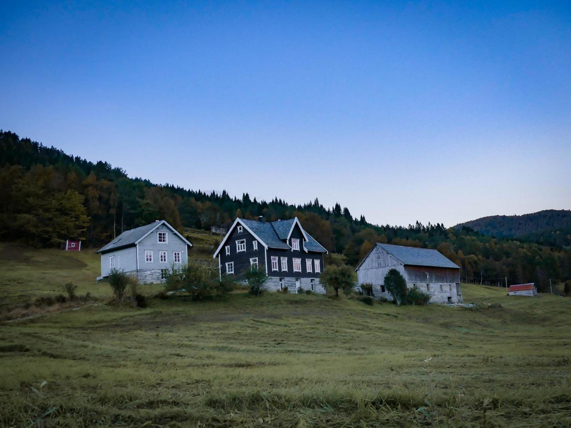Heggjabygda Gjestegard, Nordfjordeid Exterior foto